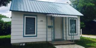 1BD/1BA House for Rent Gallery 1
