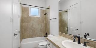 AVAILABLE: 2008 Construction 4 bed / 4 bath Home - Top of the line finishes, 2 car garage Gallery 39