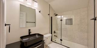2924 GRACEFIELD Road Gallery 16