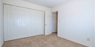 Severn Square Gallery 11