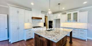 Nearly New Luxury Home in Blue Valley Schools! Gallery 16