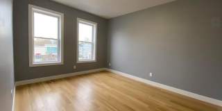 698 BROADWAY Gallery 13