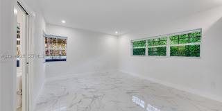 52 Camden Dr Gallery 31