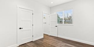 Brand new 2 bed/2 bath, central a/c, dishwasher, washer & dryer, deck & patio! April rent free! Gallery 15