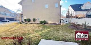 Beautiful townhouse in The Cottages at 9th! Beautiful townhouse in The Cottages at 9th! Gallery 20