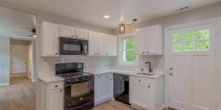 1816 Maple Lane Gallery 1