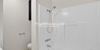 Three Bedroom Home in NE! Gallery 11