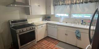 Spacious South Highlands 2 Bedroom Home with flex rooms! Gallery 13
