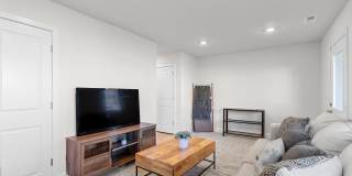 10893 DRUMMOND Place Gallery 23