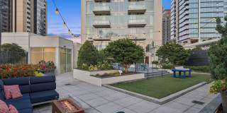 AMLI Arts Center Gallery 7