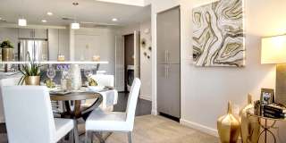 360 Luxury Apartments Gallery 33