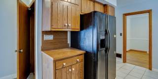 3 bedroom, 2 bath Ranch -AVAILABLE AUGUST Gallery 18