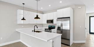318 Naples Avenue S Gallery 31