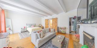 1712 Beacon St. Gallery 8