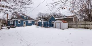 Updated Craftsman Living: 2BR/2BA + Den in NW Rochester Gallery 26