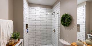 1817 North Arlington Place Gallery 25
