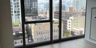 603 N Wells St Gallery 4