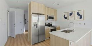 Charming 3 Bedroom- No Broker Fee Gallery 3