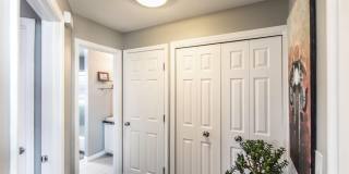 8201 CROSSBROOK Court Gallery 18