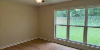 Beautifully renovated 4BR/3BA home close to NAS and beaches Gallery 17