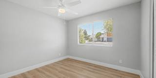 2340 E Isabella Avenue Gallery 17