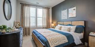 MAA Val Vista Gallery 16