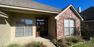 Small town but close to City life...20 Minutes to Barksdale Air Force Base Gallery 1