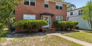 *** TWO WEEKS FREE*** Live Close to Everything – 1BR in Southside Jax Gallery 10