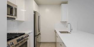180 Montague Gallery 25