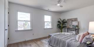 Completely Renovated 3 Bedroom Belmont Townhome Available Now! Gallery 14