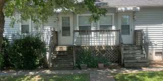 Oak Ridge 37830 - 2 bedroom 1 bath apartment - Contact Lisa Vineyard or Shannon Russell (865) 216-9334 Gallery 1