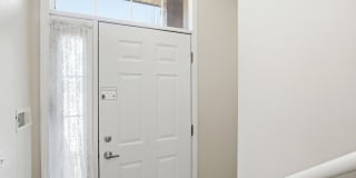 228 STATION PARK Circle Gallery 2