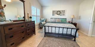 1963 LADYFISH Avenue Gallery 11