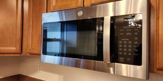 FOR RENT 5 bedroom, 3 bathrooms, 2 car garage home near UF. Gallery 7