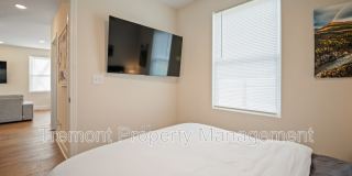 24 Sawyer Street - A Gallery 19