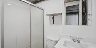 124 N College Street Gallery 19