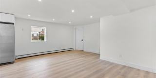 302 E Harriet Avenue Gallery 5