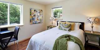 Glendale Apartments - Student Housing Gallery 4