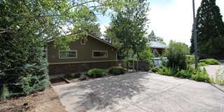 Spacious 3BR home Near NAU | New Carpet + Parking for 3 Vehicles Spacious 3BR home Near NAU | New Carpet + Parking for 3 Vehicles Gallery 3