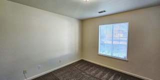 3 Bedroom House on Cul-De-Sac Available Soon! Gallery 18