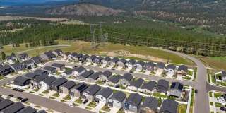 Beautiful 2022 Built Home With Views! Gallery 29