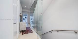 455 Northeast 39th Street Gallery 23