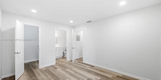3310 N Pinewalk Dr N Gallery 25