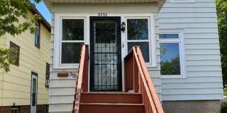 Available Immediately ! - 3 Bed 1 Bath Home! Available Immediately ! - 3 Bed 1 Bath Home! Gallery 1