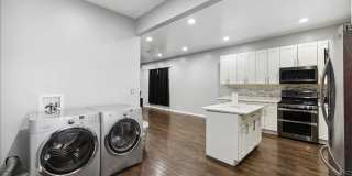 352 N Avers Avenue Gallery 7