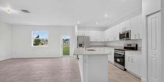 2444 SE 29th Drive A, Homestead, FL 33035 - 2023 2444 SE 29th Drive A, Homestead, FL 33035 - 2023 Gallery 1