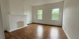 182 Farnham Avenue Gallery 18