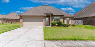 4 Bedroom House in Ascension Parish School District Gallery 1