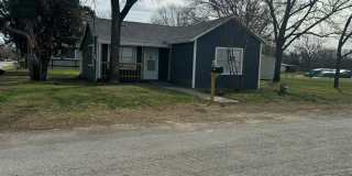 601 S Pine Street Gallery 1