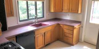 Perfectly Located 3 Bedroom W/ 2 Full Bathroom Home In Heart of North Allegheny School District Gallery 6